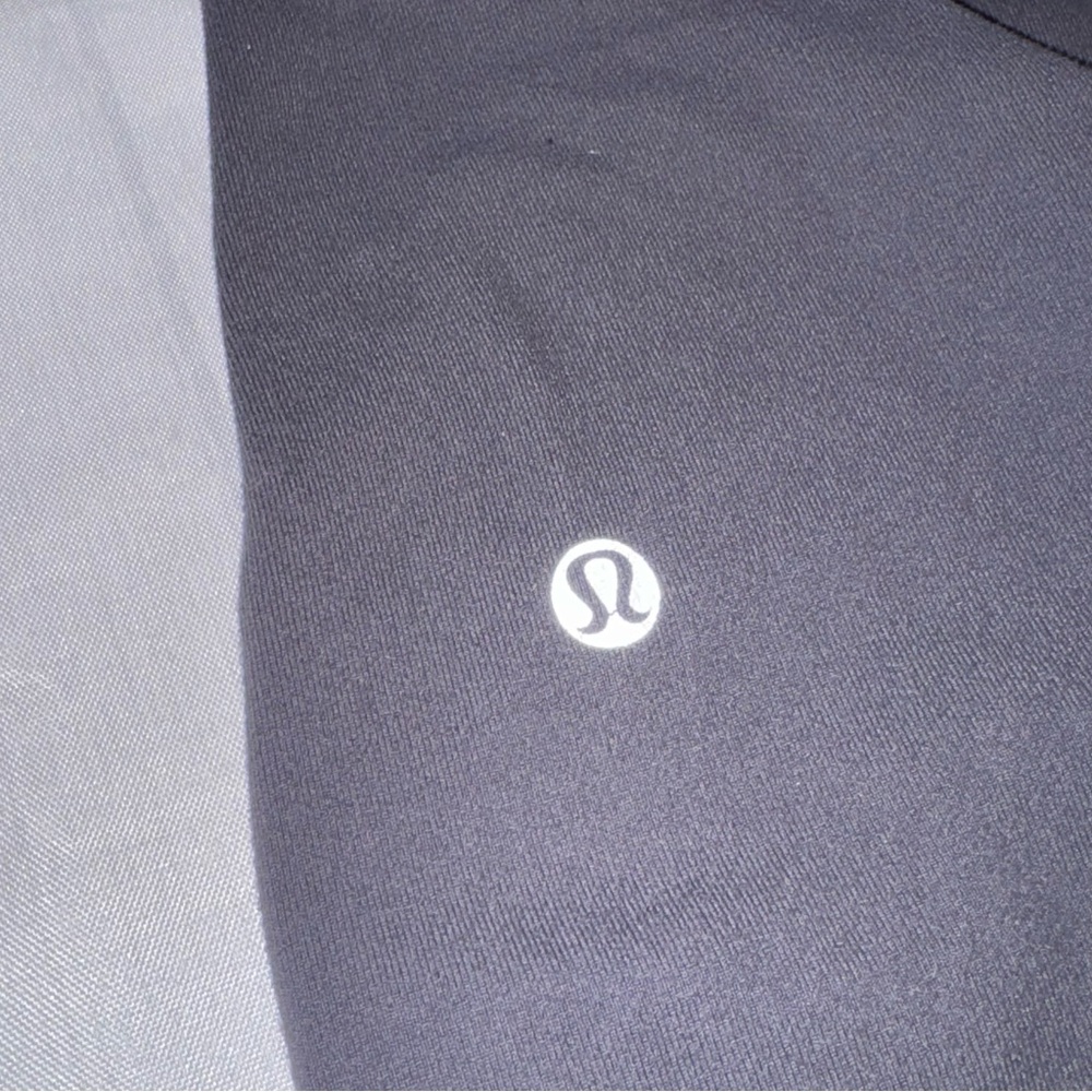 Lululemon Vintage Capri - Picture 3 of 3